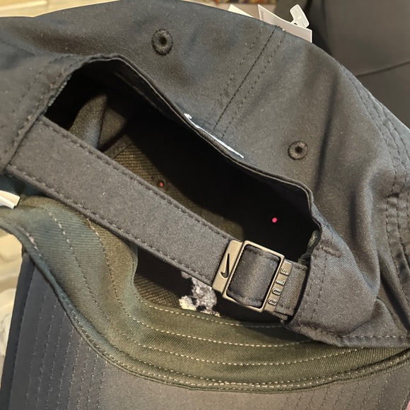 Mickey Mouse Nike Legacy 91 Dri-Fit Black Adjustable Hat Cap NEW w/ Tag - Picture 3 of 5